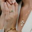 Dije de Cruz con Brillantes. Joyería de la casa. Oro Amarillo 14K